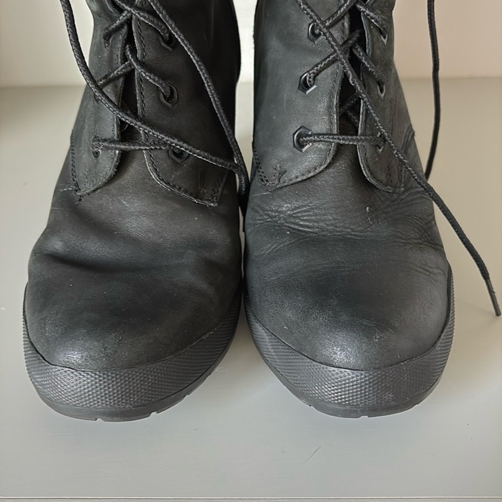 Timberland Camdale Women's Bootie Leather BLACK A1SEF Size 8 - Picture 3 of 12
